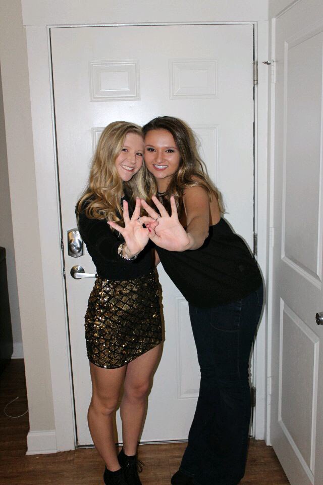 KennesawZTA's tweet photo. We can only hope that 2017 will be as good to us as 2016!! Happy New Year from the ladies of ZTA👑🎉💕 https://t.co/5RLlaf9PXv