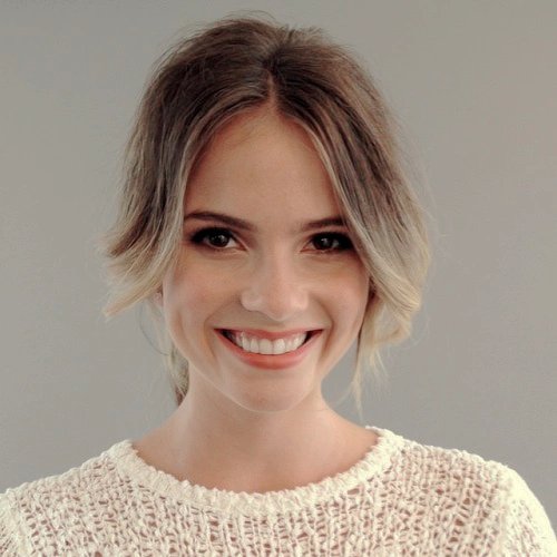 hellyeahmalia's tweet image. Happy Birthday Shelley! Hope you'll read this. It will only take seconds of your time 💖 @shelleyhennig