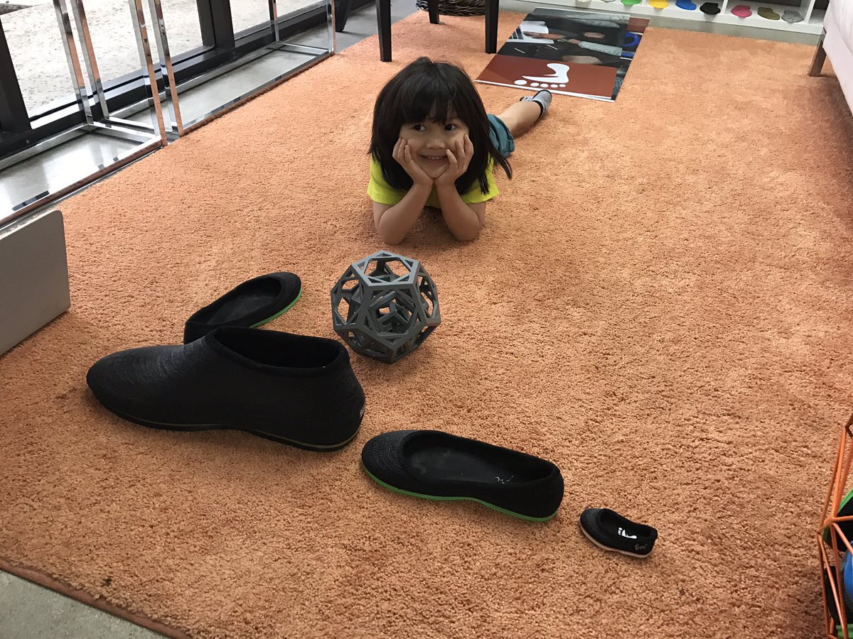 FeetzShoes's tweet photo. Ringing in the #newyear like... #kicks #3dprinted #technews #techshoes https://t.co/cKJ4lIIkoU