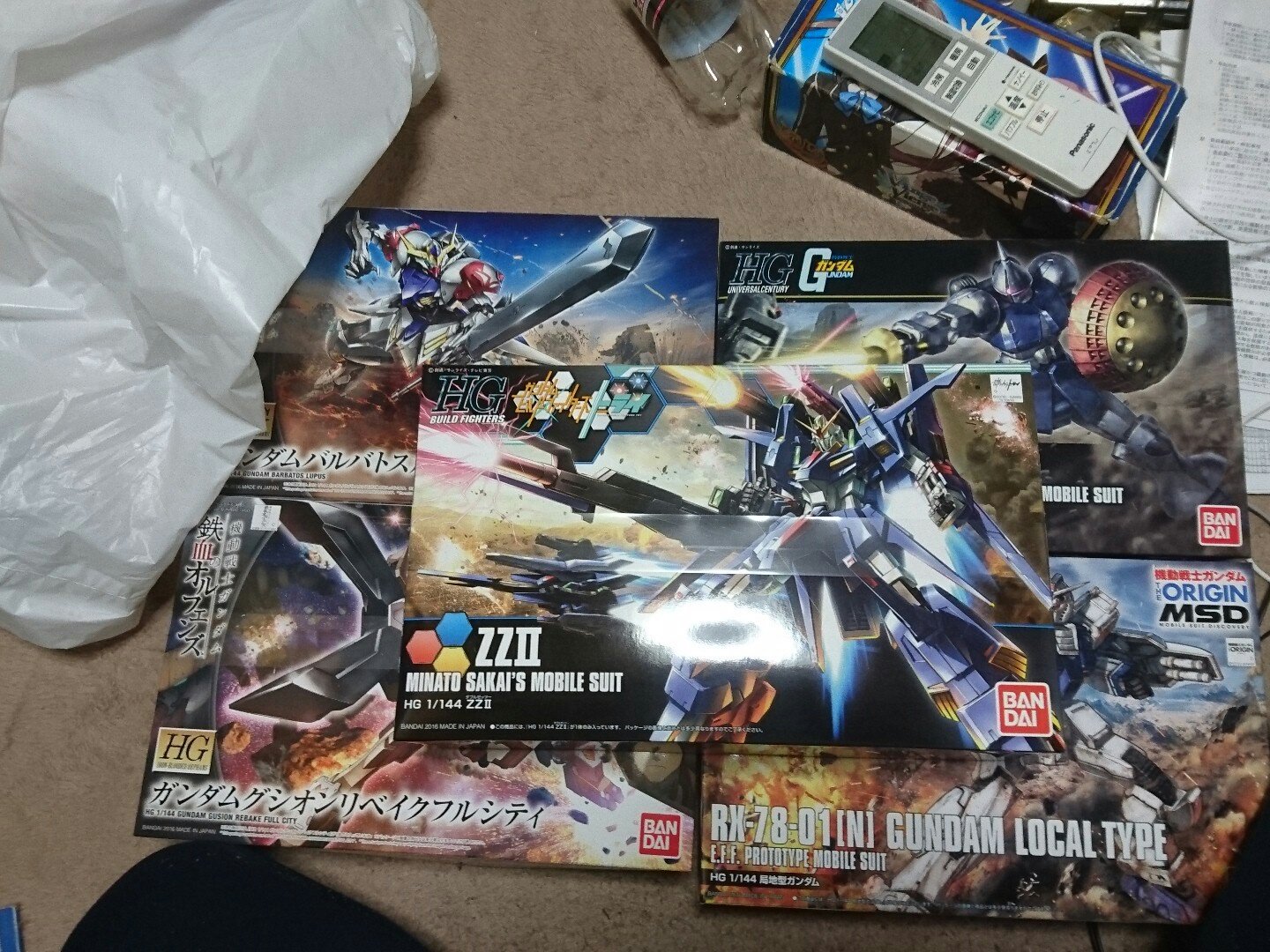 キョウ ジョーシンのガンプラ福袋 5000円 の中身 個人的にギャンと局地ガンダムは嬉しいヾ W ﾉ T Co Fdkusazrek Twitter