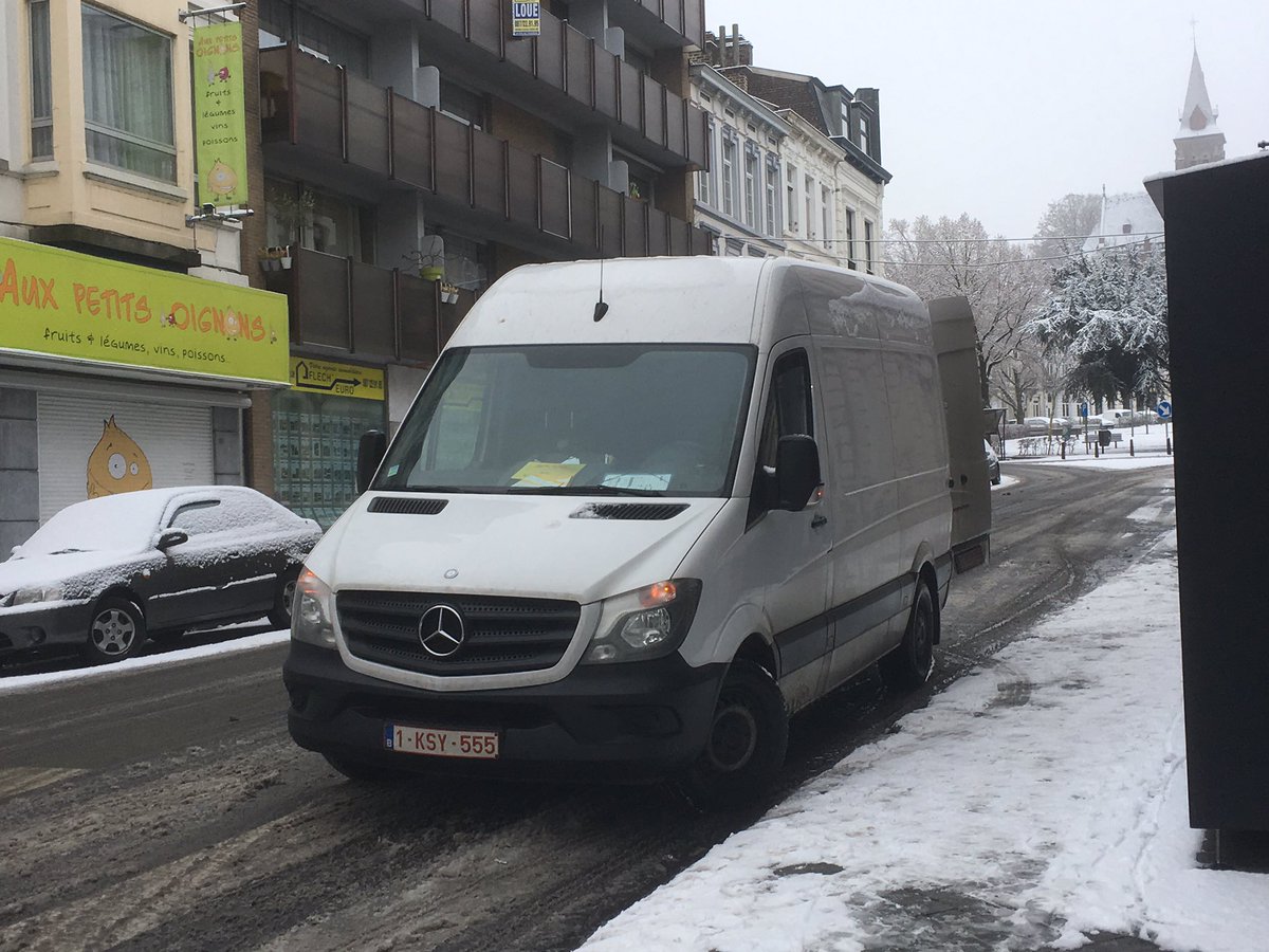 Neige et conditions hivernales : bon courage à tous les chauffeurs et coursiers!