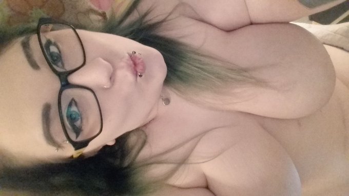 Goodnight_morning lovelies https://t.co/MOZeX7tign 💕 https://t.co/DuOkHPfJtk<a href="/tag/mvsales"class="tags"><span>#mvsales</span></a>