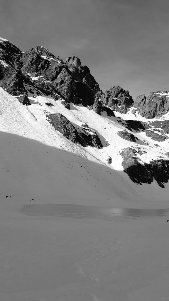 ALBERTO_1977_'s tweet photo. @altobrembo @Orobiando @OrobieAlps @TurismoeInnova @daniele_astori @filippogherard4 #LaghettiDiPonteranica #2105mt https://t.co/uISPRDasK5