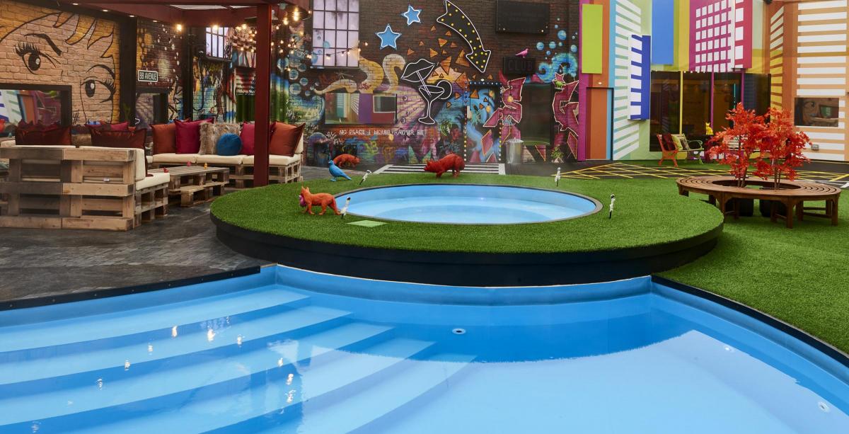 BigBrotherXtra's tweet photo. I wonder if any housemates will be using the pool, it could be nippy! https://t.co/9xSd2Y9H3A