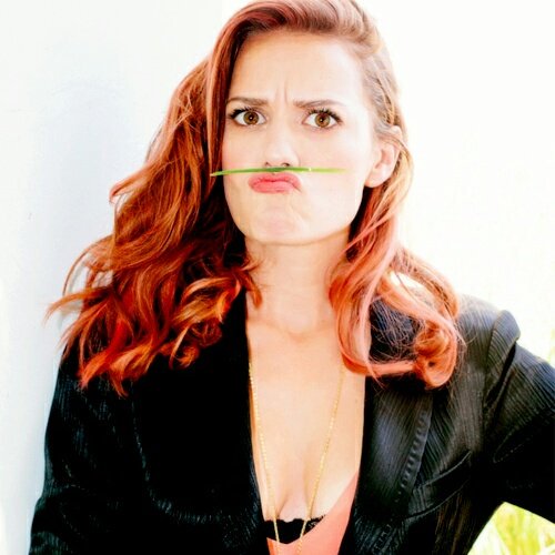 rtactors's tweet image. bethany joy lenz | april 2, 1981