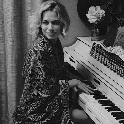 rtactors's tweet image. bethany joy lenz | april 2, 1981