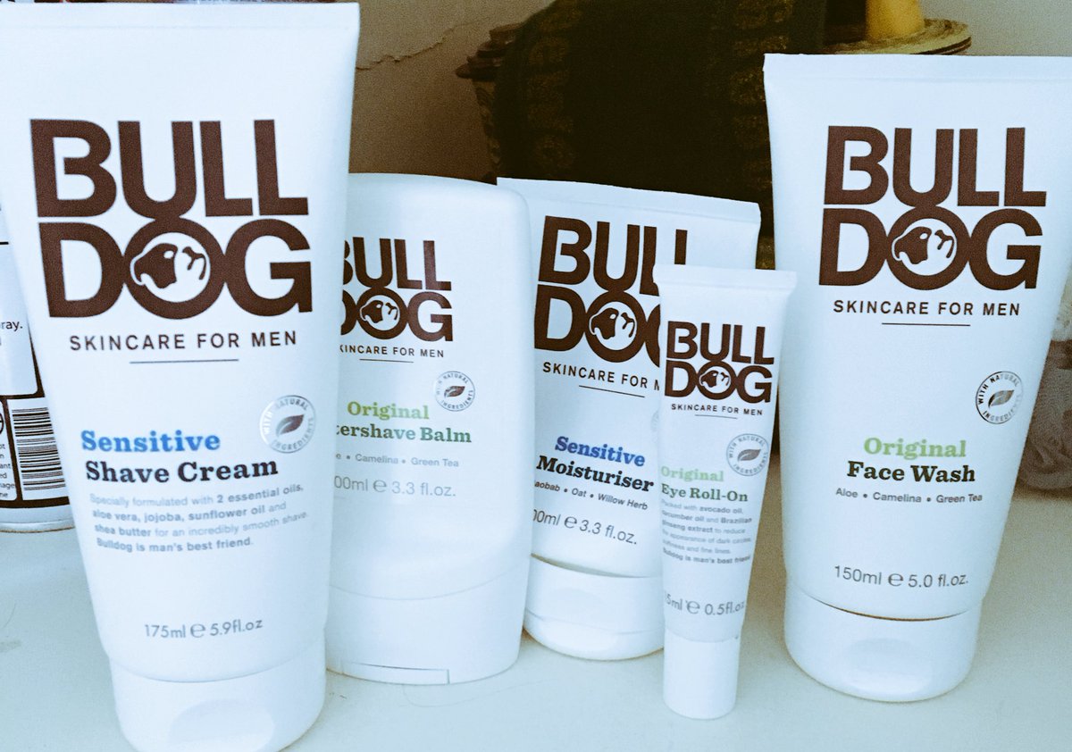 mike_stanuszek's tweet photo. Testing these @BulldogSkincare products. Hooked 👍 #skincare #mensstyle #cosmetics https://t.co/dAs7pvsUKQ