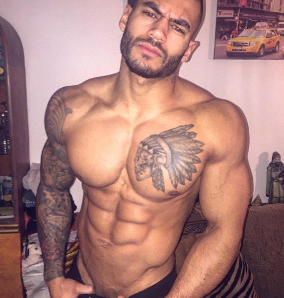 C1KoazQXUAA-jBP.jpg:large