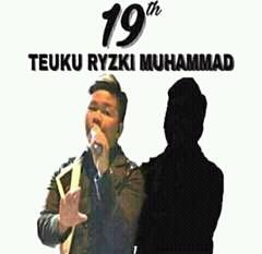 CJRmybae's tweet photo. New ava h-2 https://t.co/SdyoIEsEdO