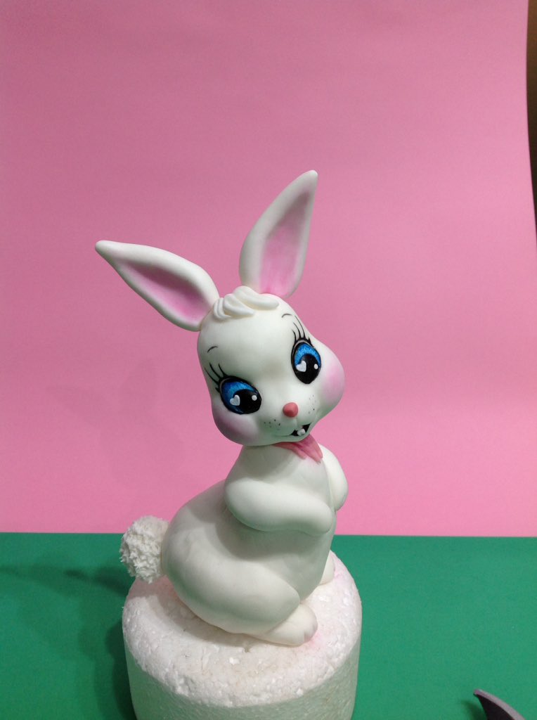 Elegateau's tweet image. Bunny christening cake