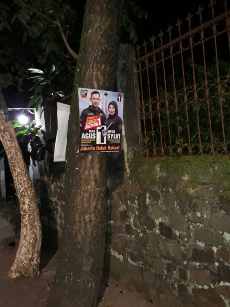 Teman Ahok on Twitter: "Happening now. Deket rumah mimin 