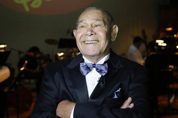 venevision's tweet photo. #MundoShow Memo Morales será siempre recordado  https://t.co/Rmh64QhTMx https://t.co/gQfUMUc73k