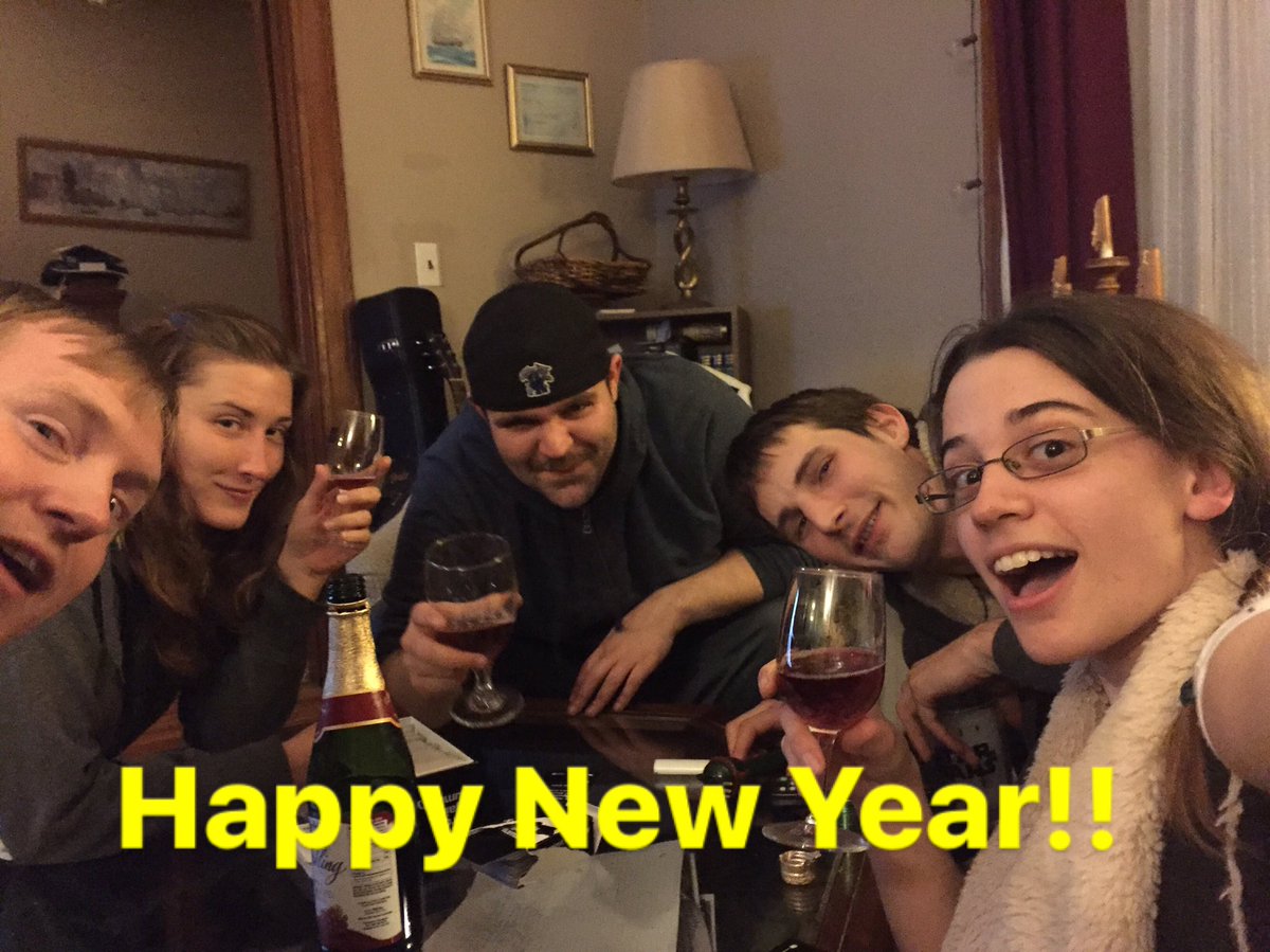 BleedingEdge14's tweet image. Is everyone having a #HAPPYNEWYEAR ? We did! It was #CardsAgainstHumanity and much laughter Sunday night.