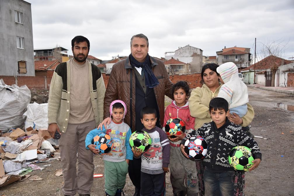 SOYGEZER AİLESİNİN YÜZÜ YUNUSEMRE İLE GÜLECEK <a href="/drmehmetcerci/">Dr. Mehmet Çerçi</a> manisaguncelhaber.com/soygezer-ailes…