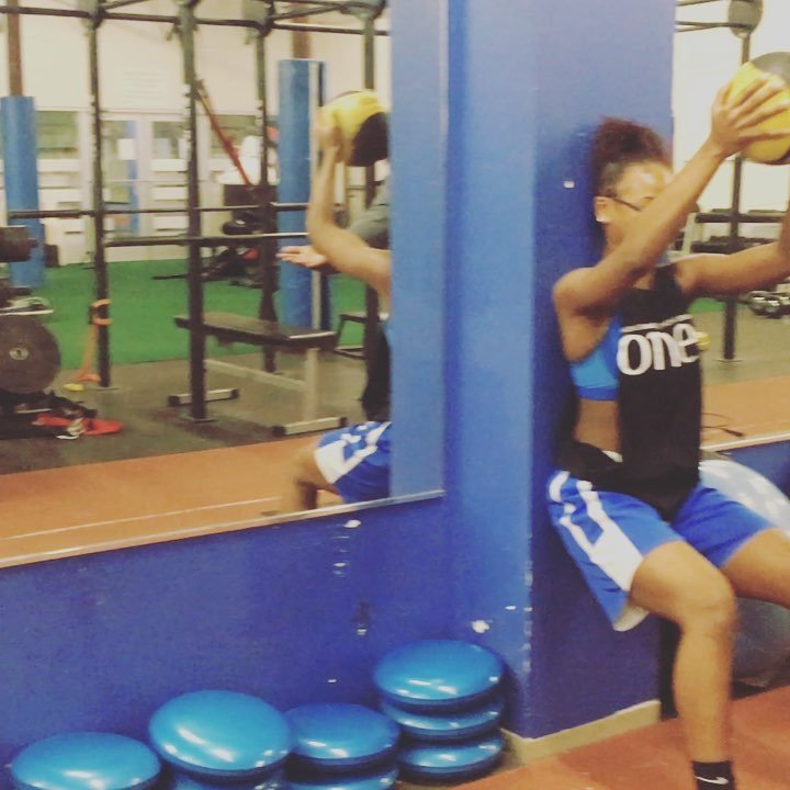 grayfittraining's tweet photo. Sit & WERK no problem! #legacy #muscleisolation #Wewerk #grayfittraining Watch #Instavideo:https://t.co/GYEvIPW3NT https://t.co/bmKRgWqWIz