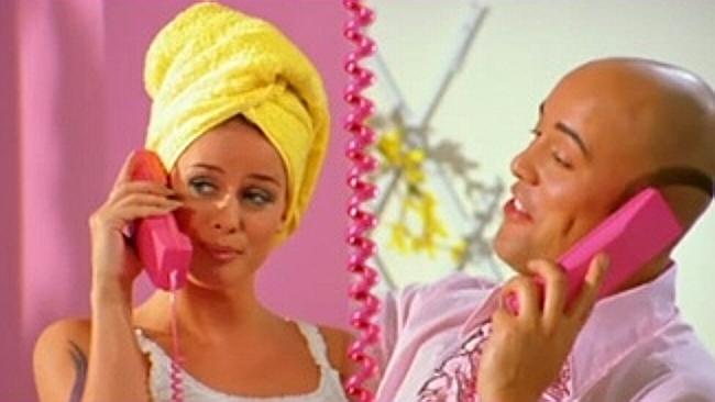 hobby_consolas's tweet photo. Celebramos el 2017 con 20 canciones que cumplen 20 años: Barbie Girl, I Believe I Can Fly, Laura no está... 
https://t.co/5dCfsGCn0o https://t.co/LLufuXiGcb
