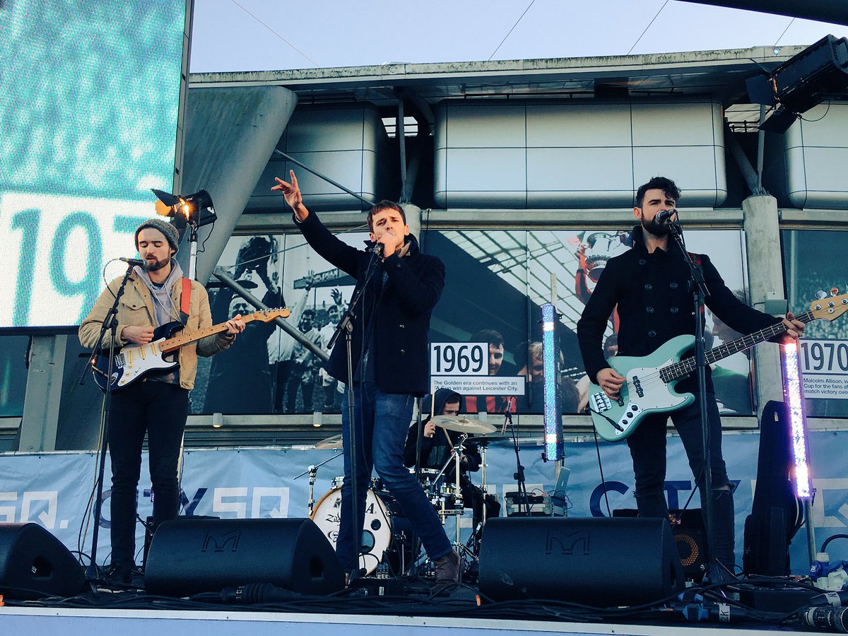 .<a href="/Brothers_Water/">Brothers Water</a> play their final set of the day as we close #CitySquareLive | #MCFC #CityVBurnley