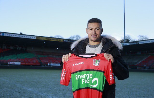 Fijn 1e werkdagje in 2017! Welkom mannen; <a href="/Ali_messaoud/">Ali Messaoud</a> en <a href="/JordanLarsson17/">Jordan Larsson</a> bij <a href="/NEC_Nijmegen/">N.E.C. Nijmegen</a>. Veel succes ☘️