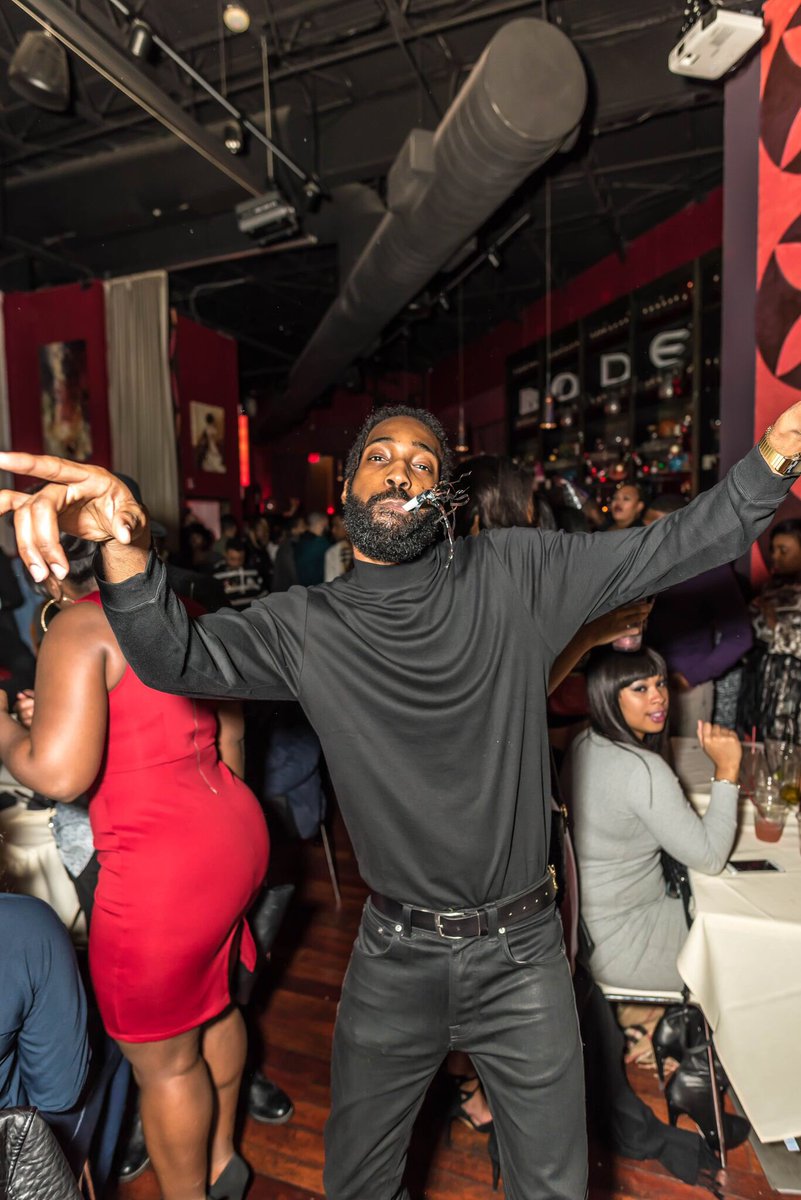 _WalkerOG's tweet image. Ended off a great year with a great night. @TheVarsitySquad #OTWNYE #2016 #OffTheWall #Kviews