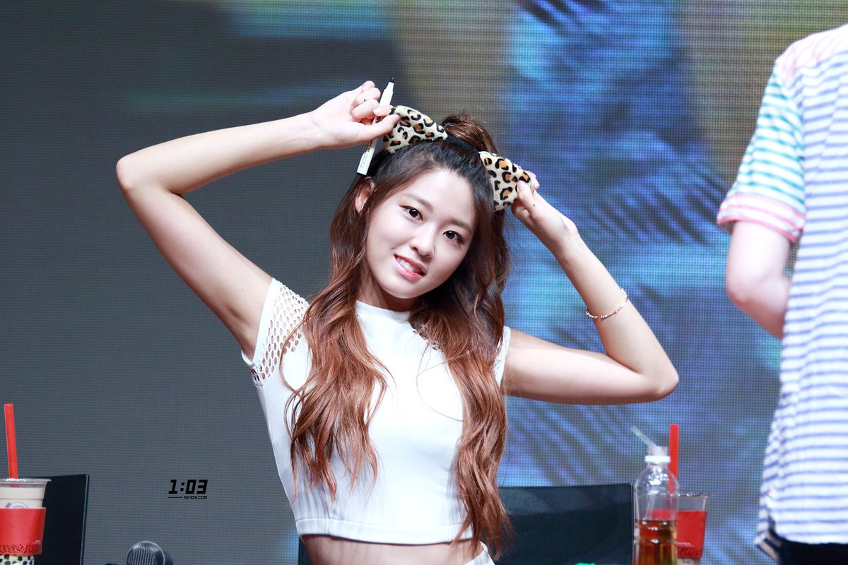 sh103com's tweet photo. 우리 #AOA #설현 ♥ 설현아 생일축하해!! 너무너무 보고싶다 울떠련ㅠㅠㅠ 올해는 더더더 행복하고 건강하게 지내자^_^
#SeolHyun #HappySeolHyunDay #SeolHyunDay
@Official_AOA https://t.co/Ck4Ov22Ndw