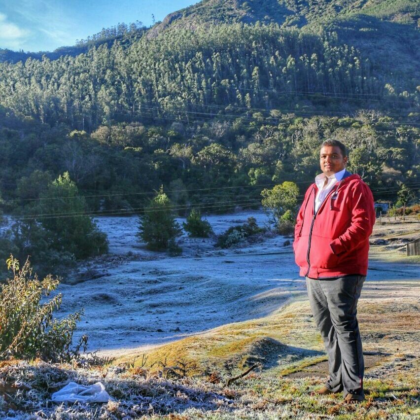 KEERTHIRAMM's tweet photo. #newyear2017  # Avalanche #freezing #-5°C https://t.co/j6E6LwxpQR