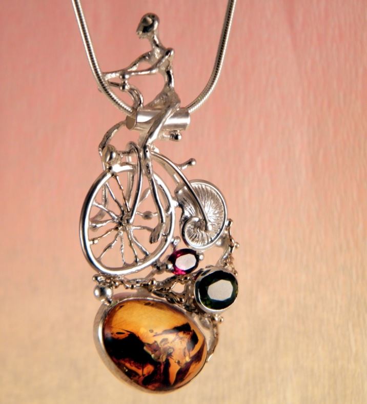 Desartjewelry's tweet photo. @KitchenwareUK thanks for following https://t.co/ekRxF5HcsQ https://t.co/vc4bicAxZL