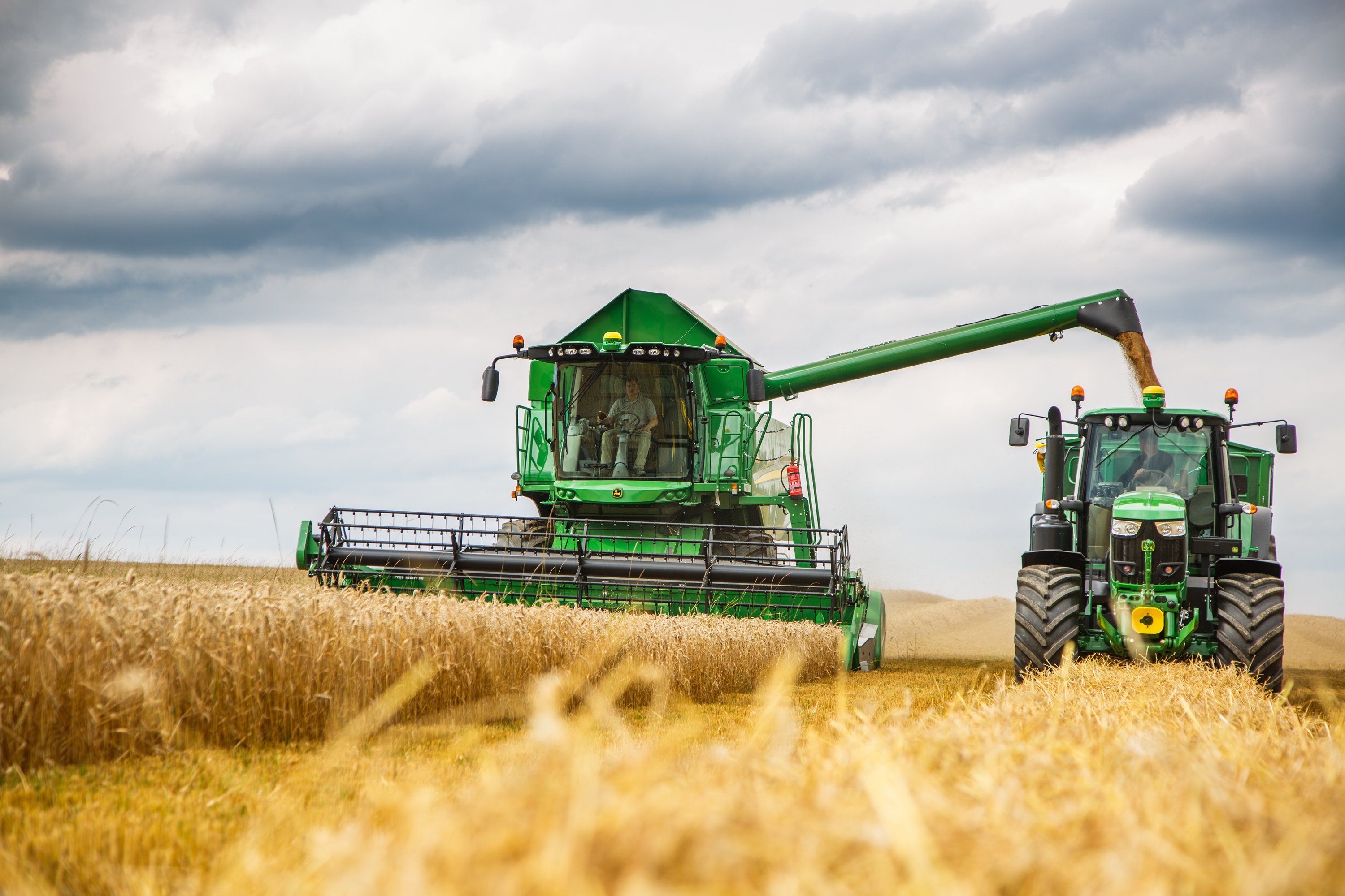 John Deere w550