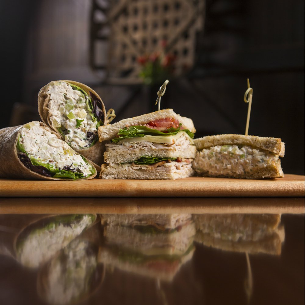 Post-holiday lunch at <a href="/CorkandCap/">Cork & Cap</a> !