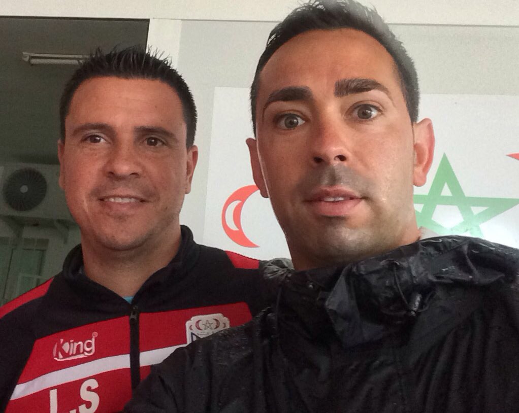 jczumaquero's tweet photo. Mirando al futuro, continuamos con la formación, inglés C1, francés B2, ya entrenador nacional. En 2017 nuevo proyecto⚽️⚽️🔝🔝#excellencework https://t.co/5LoDcTWXtr