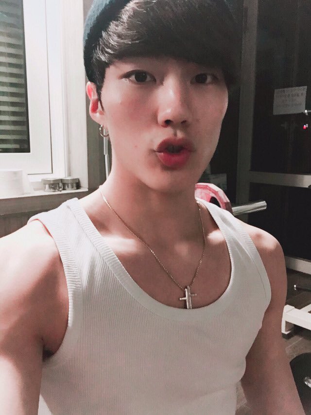 parkje_up's tweet photo. 크으 내새꾸 이뻐 귀여워 잘생겼어 멋있어 https://t.co/OGlMciR0tc