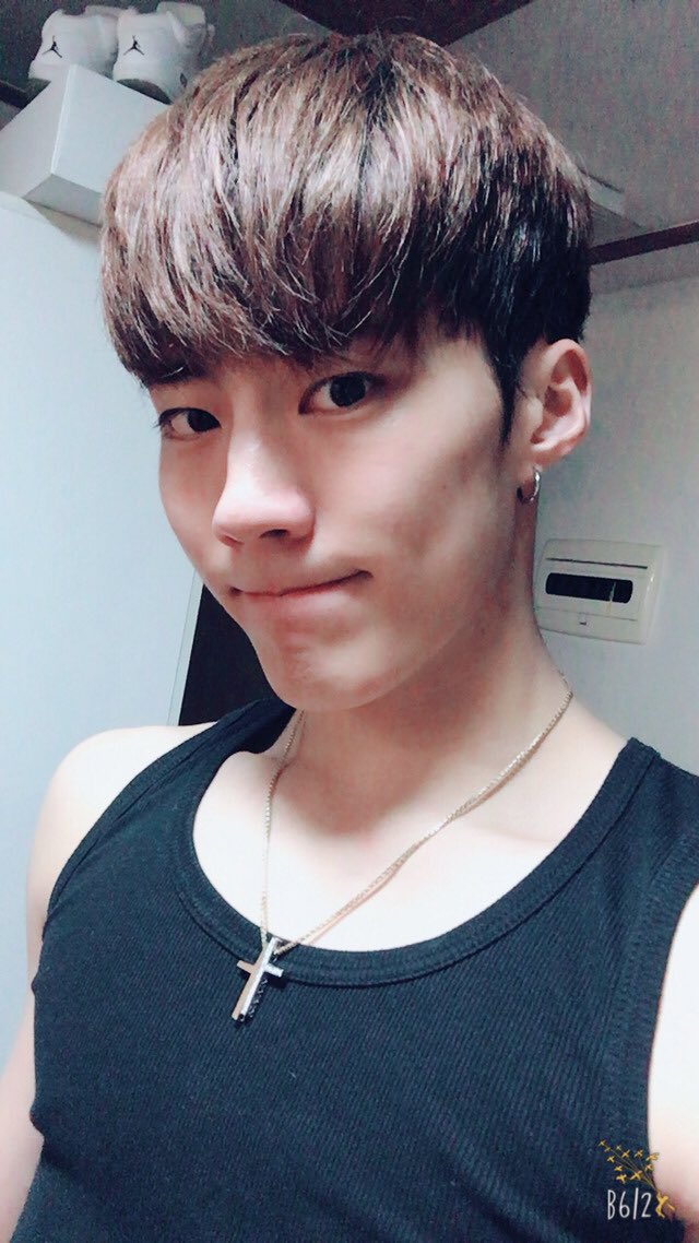 parkje_up's tweet photo. 크으 내새꾸 이뻐 귀여워 잘생겼어 멋있어 https://t.co/OGlMciR0tc