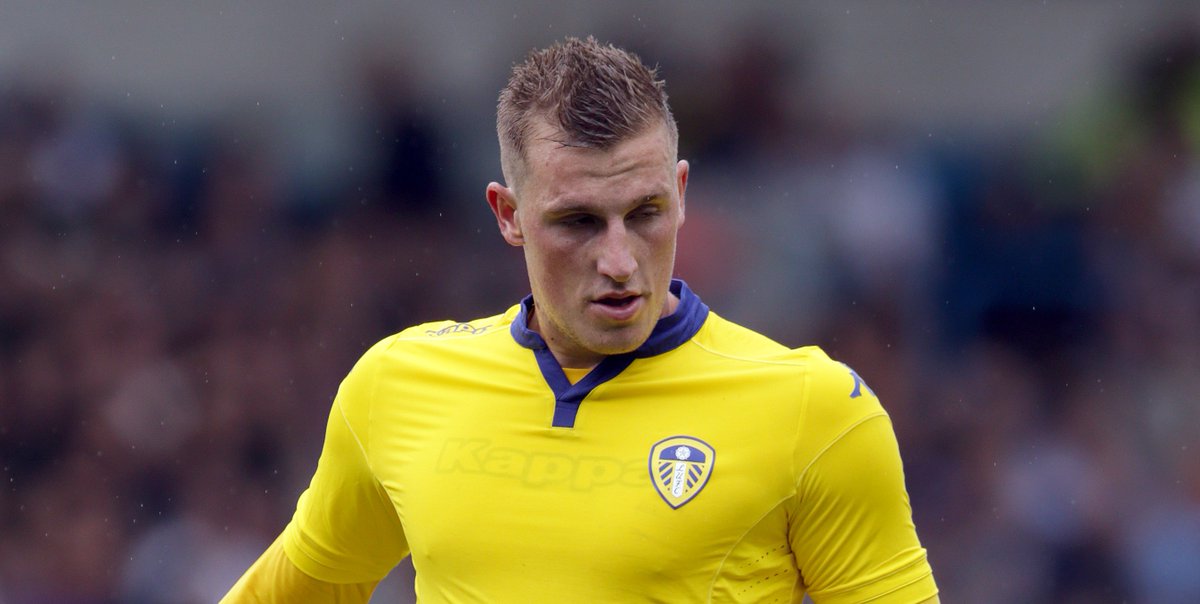 bet365's tweet photo. League goals in 2016-17:

Chris Wood – 13
Luis Suárez – 12
Lionel Messi – 12
Cristiano Ronaldo – 10
Gonzalo Higuaín – 10

#LUFC https://t.co/0E3VBP5uNu