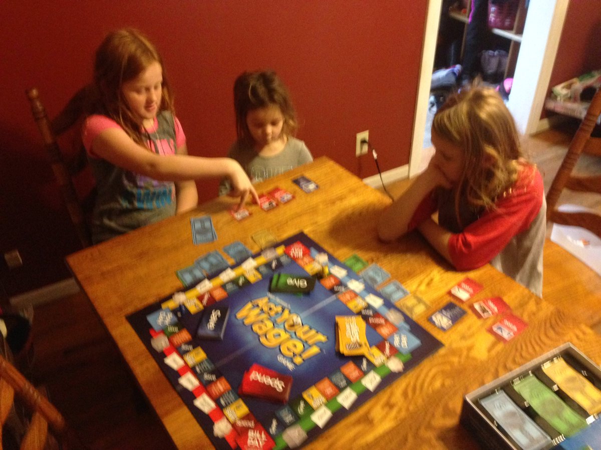 BrianKelchen's tweet photo. @DaveRamsey my girls haven't stopped playing since Christmas ! #favoritepresent #LiveLikeNoOneElse #FamilyTreeChanged https://t.co/uaHN0reCib
