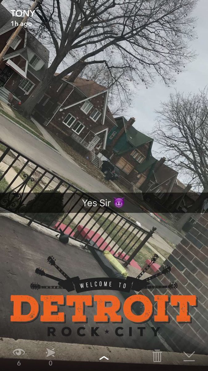 __imchilling's tweet image. Ain't no place like home.