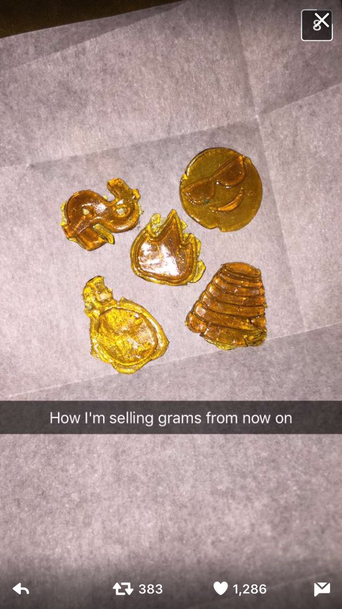 SmokeTrickz's tweet photo. #DabArt https://t.co/ZbBipEkic4