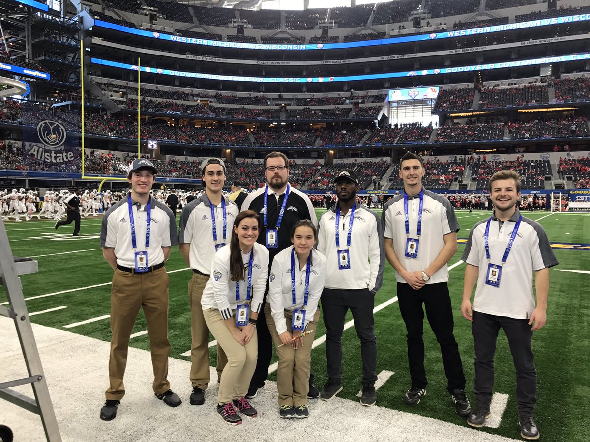 WMUFBVIDEO's tweet photo. Today's result doesn't change anything This has been an incredibly special season. Cannot thank my staff enough for their dedication RTB 🚣🎥 https://t.co/5AaOowHSgr
