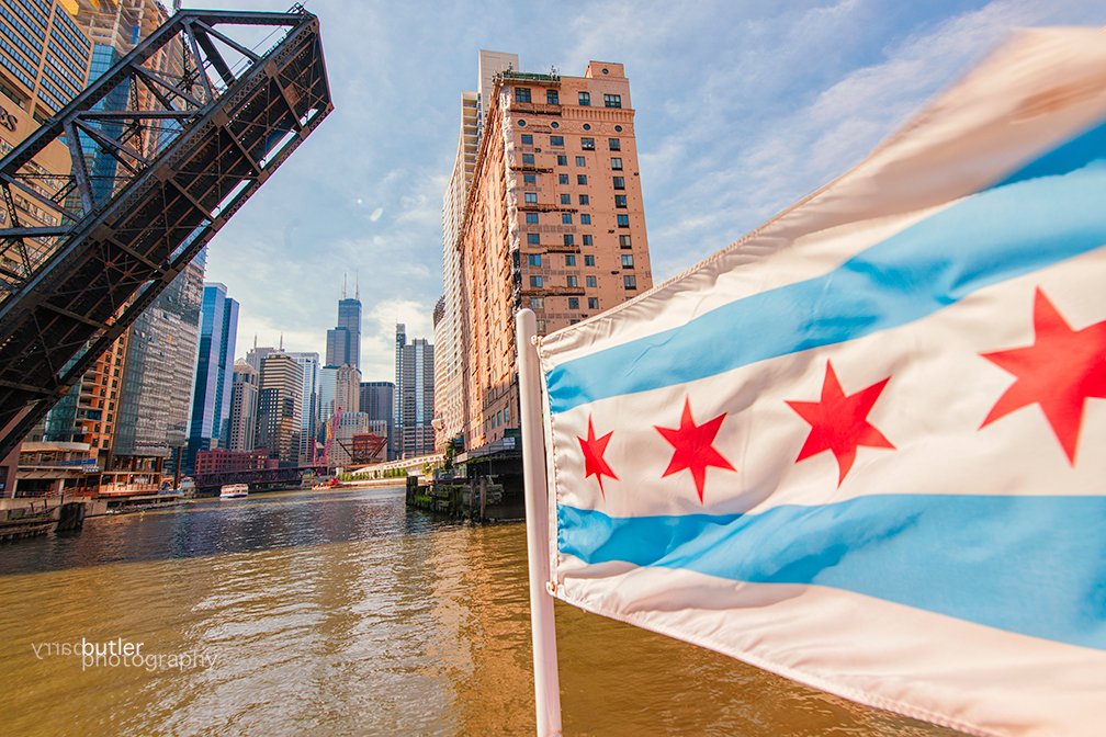 barrybutler9's tweet image. Today is the 100th birthday of the Chicago flag #Chicago #news #history