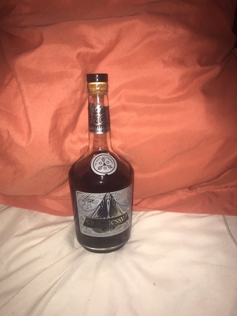 she_Jamaican's tweet photo. @Shes_a_jamaican I already have a bottle https://t.co/1EUV4zeCVO