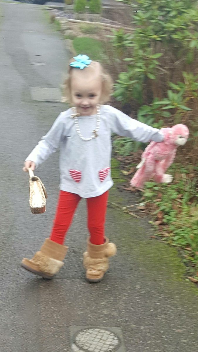 Happy New Year everyone, hope you all had a fab Christmas; we had a lovely time. #rubylaura 💕