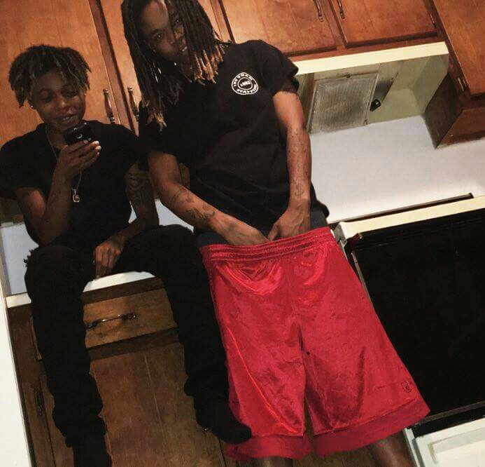 Yi_uzi's tweet photo. Brother Brother #kooling @SlimGotti101 https://t.co/Ir91rHtda6