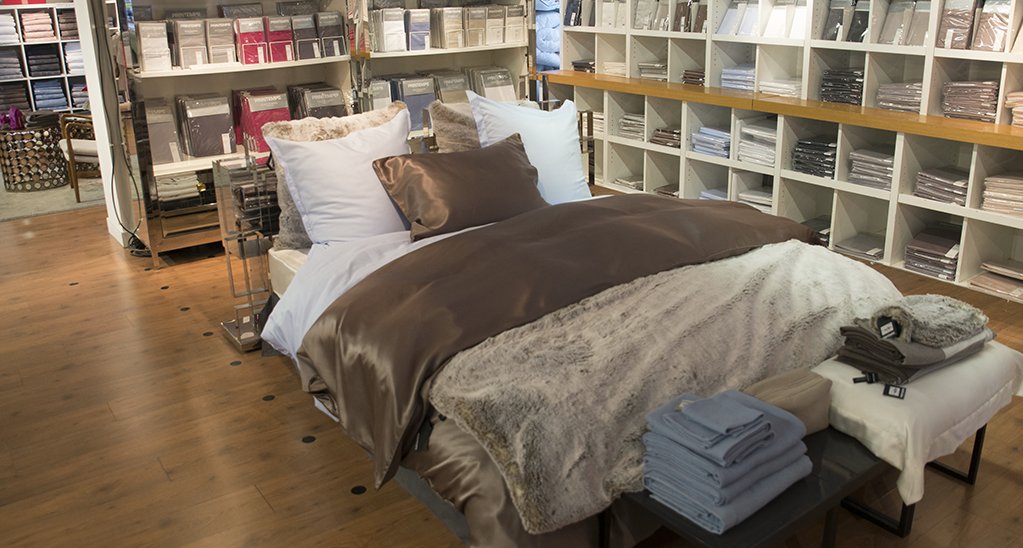 Printemps's tweet photo. Dans #LOeilDuPrintemps, @ADmagazinefr aime L'Espace Linge de Lit de votre #PrintempsMaison > https://t.co/arv34bTe1o https://t.co/YPQML8dNOv