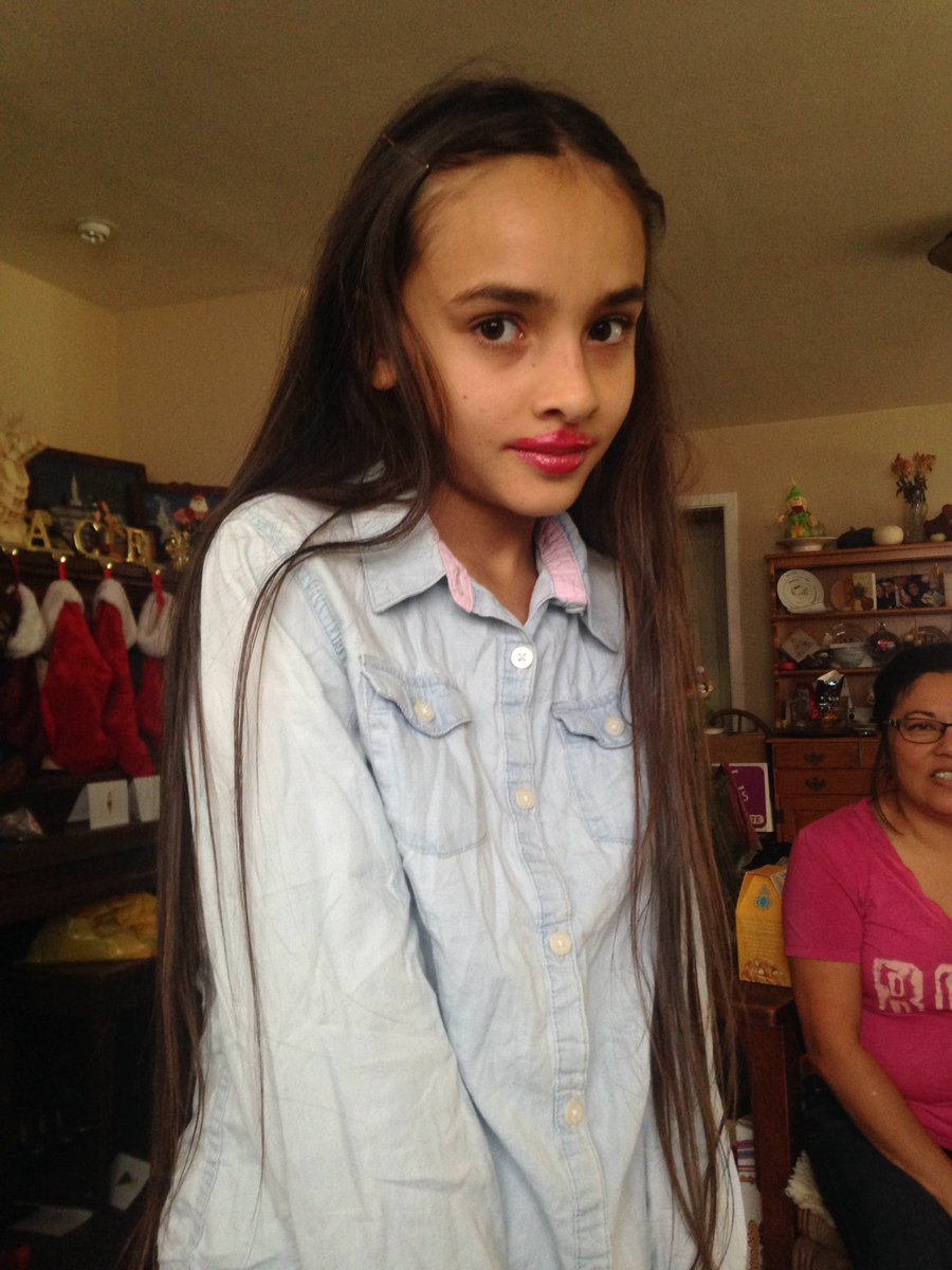 bray_arielle's tweet photo. @MirandaSings my little sister is apparently Miranda sings' cousin Amanda sings😂 https://t.co/cy8YsXQdr4