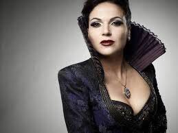 gossipseriesfr's tweet image. ✨ 7. Magicienne