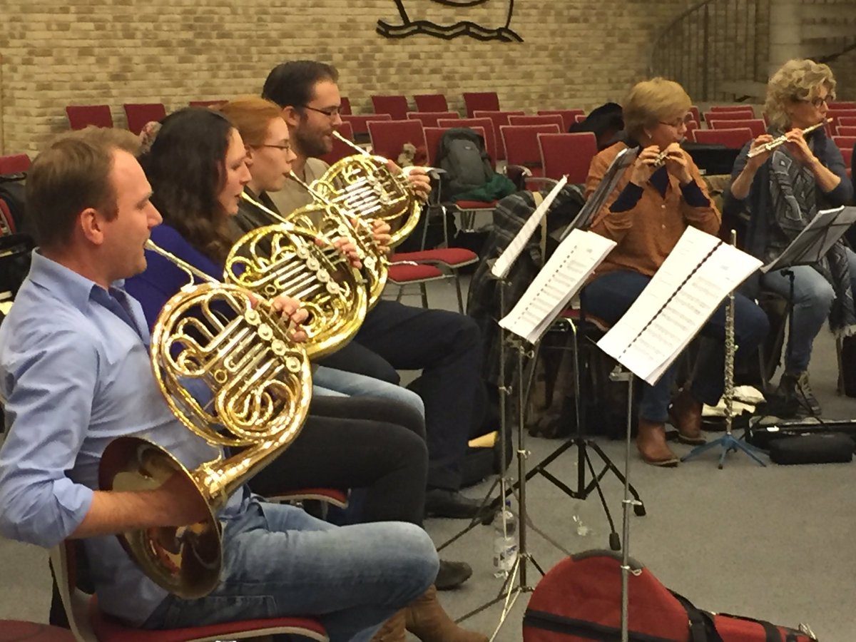 Ro_Koor's tweet photo. Vanavond de start van een week vol orkestrepetities met https://t.co/njelehcW5b https://t.co/io7DPOdRuz