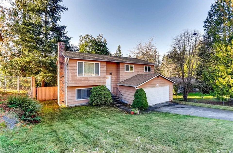 ChrisLampiRE's tweet photo. The perfect #Covington #splitlevel home! $285K asking. What an investment! Contact 425.429.7880 #kent https://t.co/3y7gQ872bt