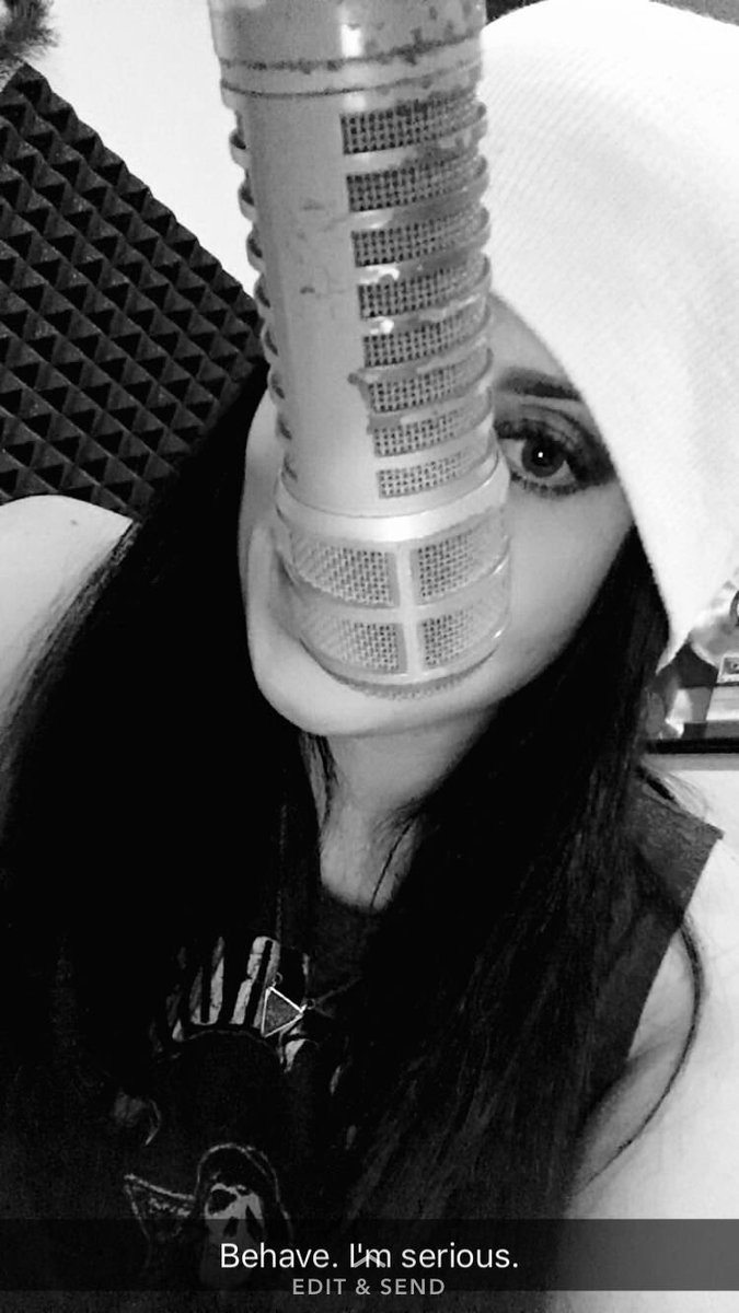 RealEvaSteele's tweet photo. #radiodj #evasteele #haugobroadcasting #951ksky #KICK104 https://t.co/dTjYDGxoyn
