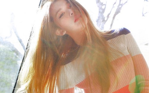 gdrsjennie's tweet photo. "Look at me, see how I want you
I know it’s the first time and it’s rude
But there is something I have to say." https://t.co/fZBDwHLSeX