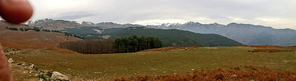Vaya vistas q tenemos en #Gredos #ValledelTietar #AndaluciadeAvila <a href="/Candeleda_/">Candeleda </a> <a href="/elarenaldeavila/">El Arenal, Paraíso Natural</a> <a href="/tietarteve/">TiétarTeVe</a> <a href="/gredosdaniel/">SOLES DE GREDOS</a> #RendimientoFisico
