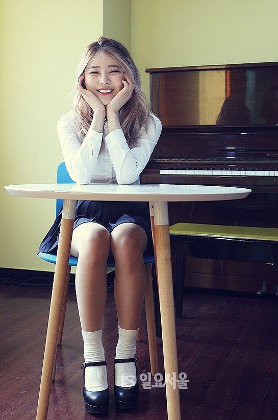 ATiny_WayZenNi_'s tweet photo. 1/3/17 HAPPY BIRTHDAY YEONJI #Yeonji #YangYeonji #bloomy #gardener #Gunyoung #Jiyun #Seoyeon https://t.co/hCofQEMCKQ
