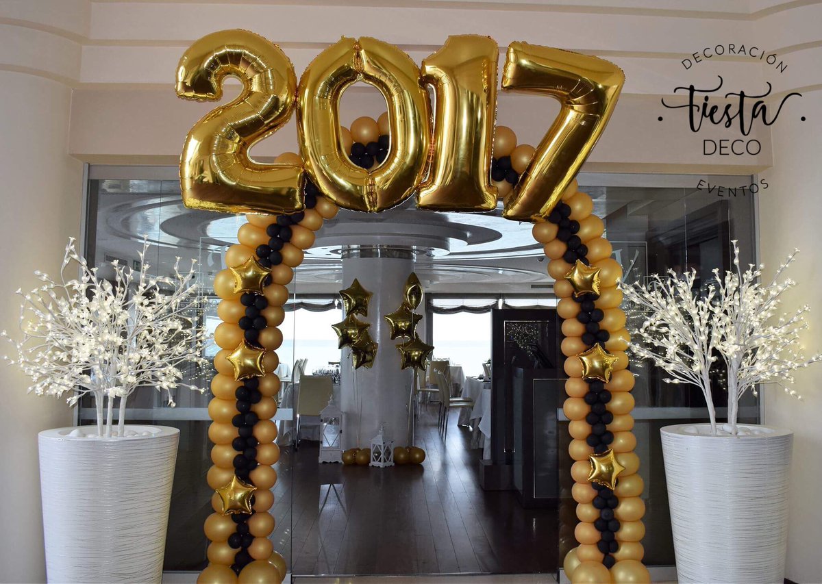#decoraciónconglobos #globos #findeaño2017 #fiestadeco #eventosmalaga